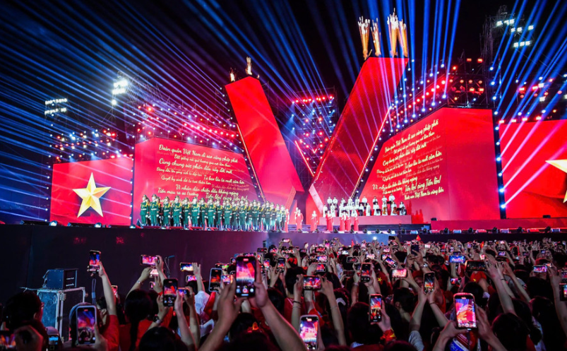 Khơi dậy sức mạnh Việt từ tư duy "phát triển bằng văn hóa"