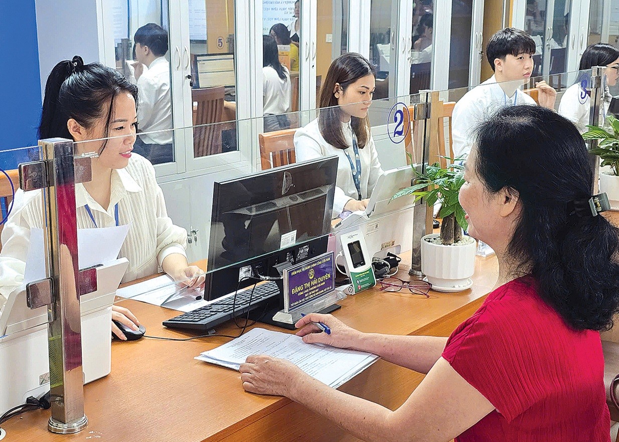 Nhận diện và giải pháp tháo gỡ các điểm nghẽn trong tổ chức, vận hành chính quyền địa phương hai cấp