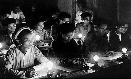 Một số giải pháp giữ gìn và phát huy truyền thống hiếu học trước những biến đổi của hệ giá trị xã hội đương đại