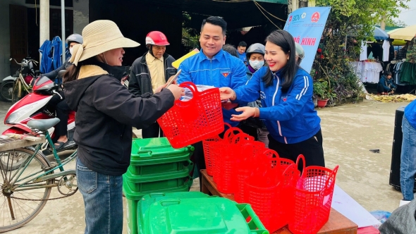 Nhân rộng mô hình chợ phiên giảm rác thải nhựa