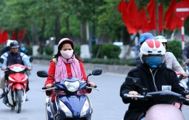 Không khí lạnh tiếp tục tăng cường, nền nhiệt độ của TP Hà Nội xuống mức rét hại