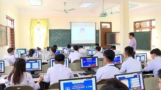 Hoàn thiện pháp luật về chuyển đổi số trong giáo dục đại học ở Việt Nam hiện nay