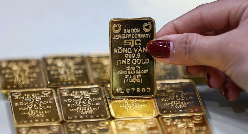 Giá vàng hôm nay 31/1: Vàng miếng SJC “bốc hơi” gần 10 triệu đồng/lượng