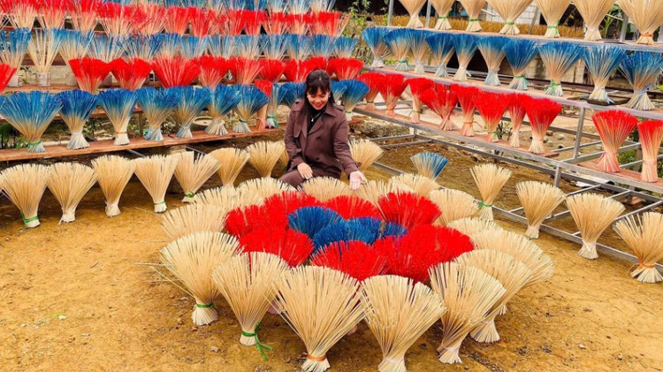 Khai thác giá trị làng nghề, thúc đẩy phát triển du lịch