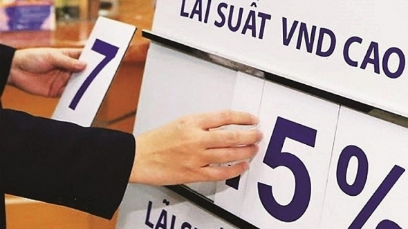 Lãi suất huy động tăng trở lại, dòng tiền quay về ngân hàng