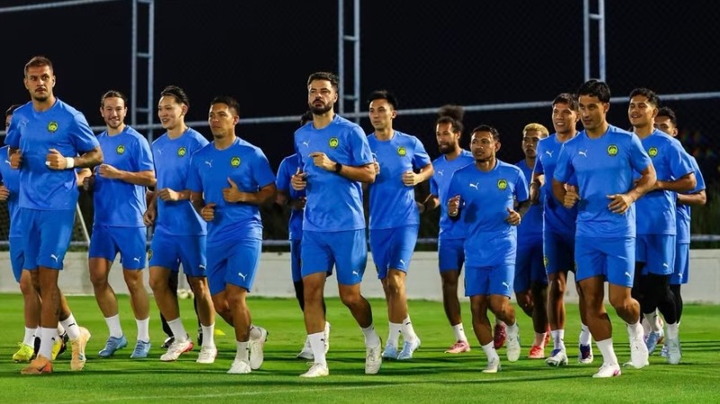 Malaysia mang loạt cầu thủ nhập tịch quyết đấu tuyển Việt Nam