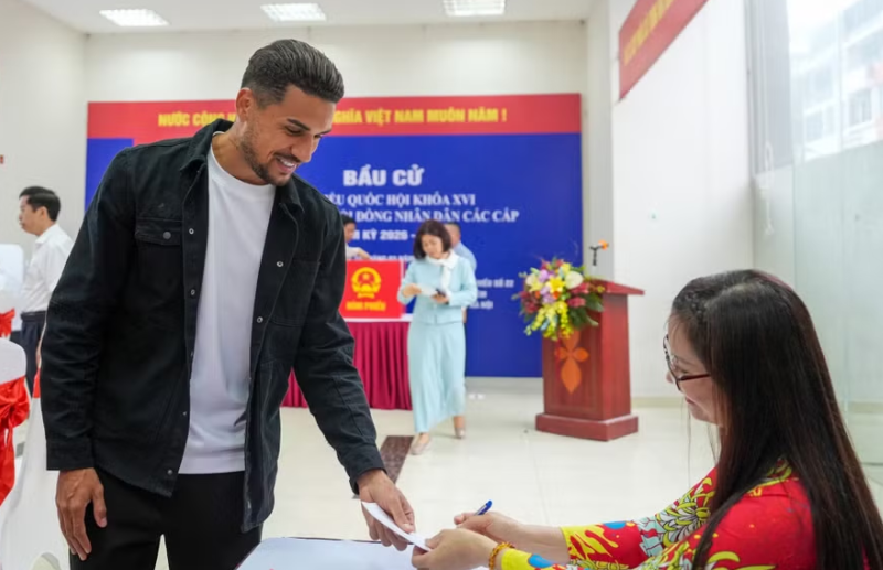 Đội tuyển Việt Nam: Thời điểm của một cuộc chuyển giao Đội tuyển Việt Nam: Thời điểm của một cuộc chuyển giao