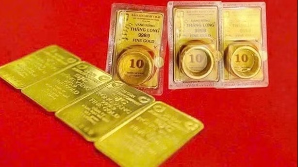 Giá vàng ngày 2/4: Trong nước và thế giới cùng bật tăng mạnh