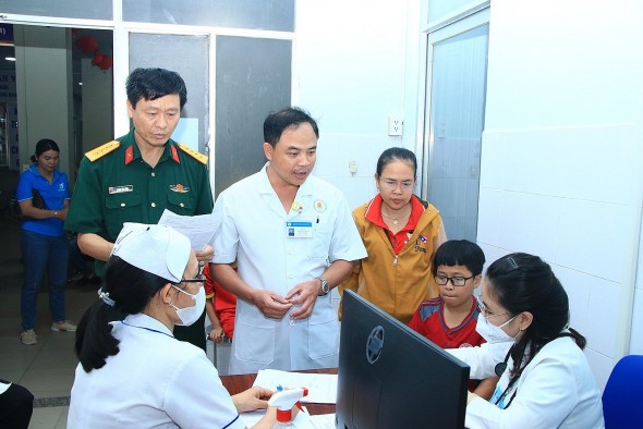 Xây dựng đội ngũ bác sĩ quân y đáp ứng yêu cầu nhiệm vụ trong tình hình mới