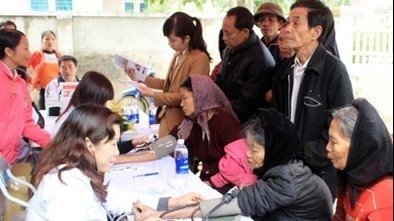 Thực hiện chính sách an sinh xã hội cho người cao tuổi ở Việt Nam hiện nay