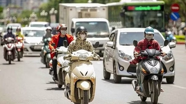 Nắng nóng gay gắt trên cả nước kéo dài tới khi nào?