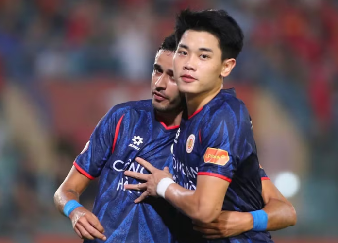 HLV Kim Sang-sik đón tin vui từ loạt học trò