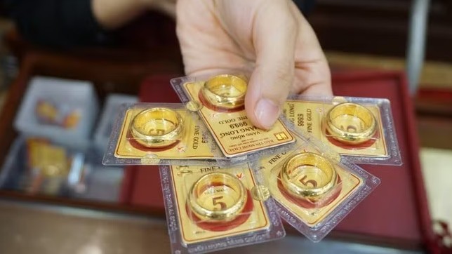 Giá vàng ngày 14/4: Trong nước và thế giới đồng loạt giảm