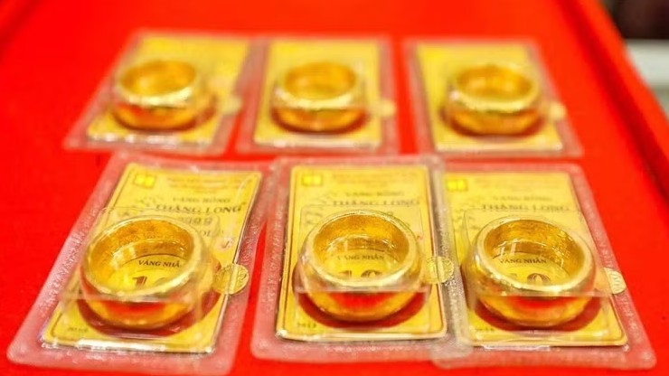 Giá vàng ngày 15/4: Trong nước và thế giới đồng loạt tăng vọt