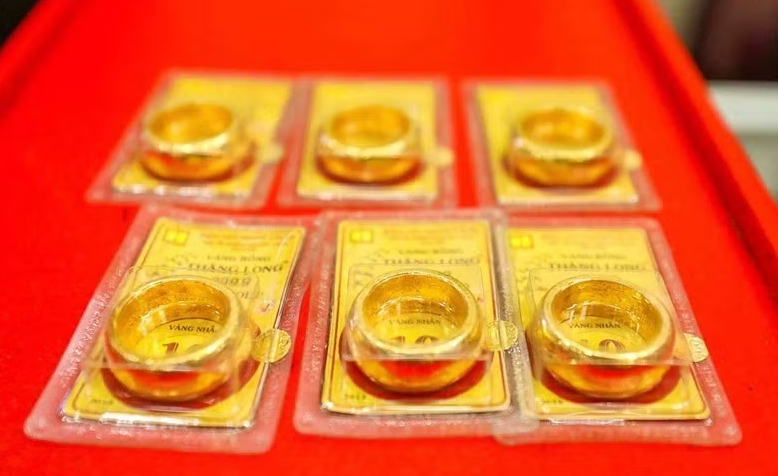Giá vàng ngày 22/4: Đồng loạt giảm ở cả 2 chiều