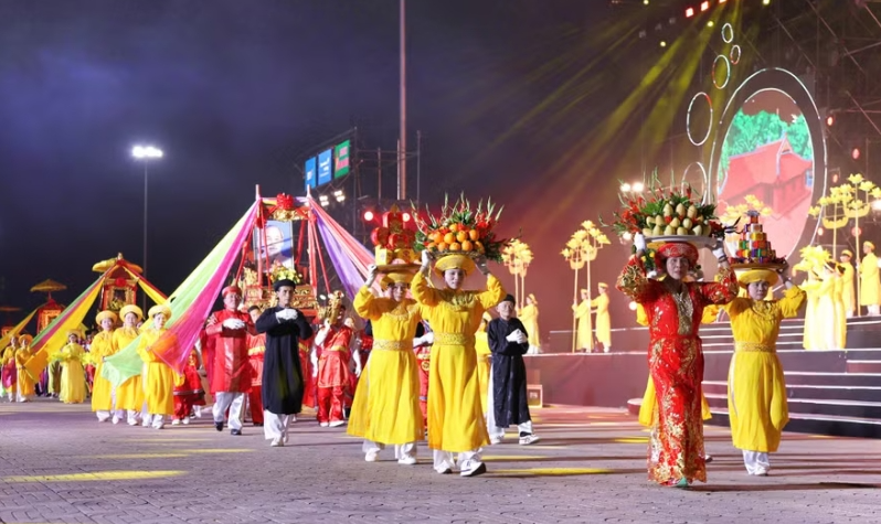 Nghệ An khai mạc Festival du lịch Cửa Lò, vinh danh Đô thị du lịch sạch ASEAN