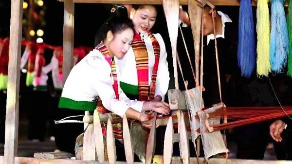 Lào Cai: Khai mạc Hội thi “Lung linh vòng xòe” năm 2026