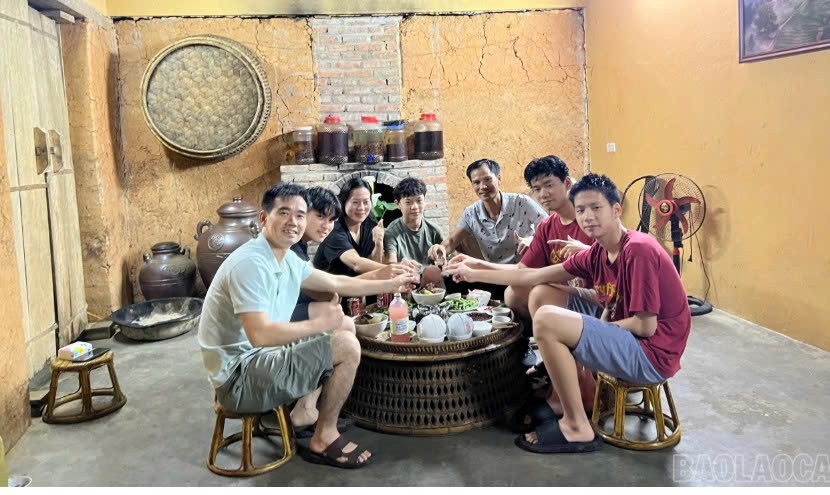 Lào Cai: Xã Y Tý đón gần 4.000 lượt khách trong dịp nghỉ lễ 30/4 - 01/5