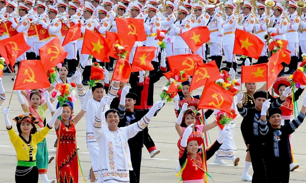 Vai trò chiến lược của ngành Lưu trữ trong bảo vệ nền tảng tư tưởng của Đảng và đấu tranh phản bác các quan điểm sai trái, thù địch
