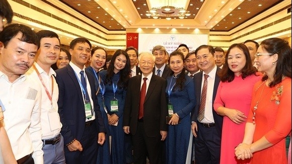Phát huy vai trò đội ngũ trí thức Việt Nam trong đột phá phát triển khoa học – công nghệ và đổi mới sáng tạo trong thời kỳ mới
