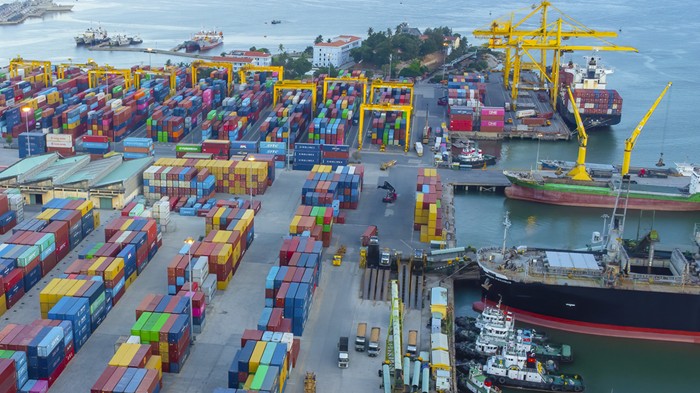 Trung tâm logistics phải trở thành ‘điểm tổ chức chuỗi cung ứng’
