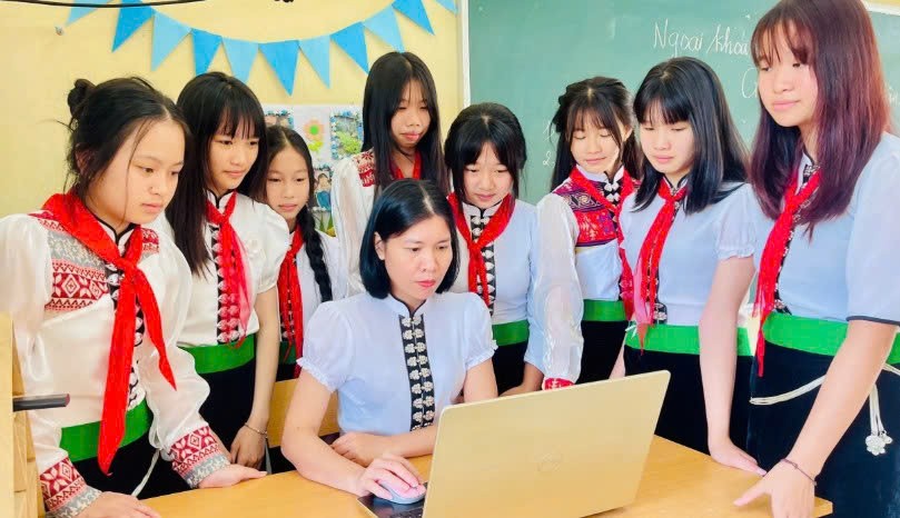 Lào Cai: Đưa văn hóa truyền thống vào bài giảng
