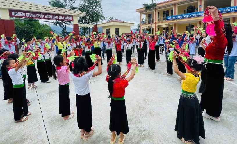 Lào Cai: Đưa văn hóa truyền thống vào bài giảng