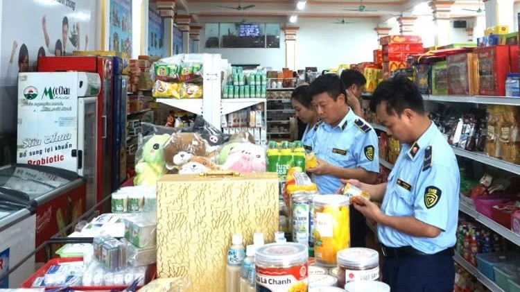 Lào Cai: Chủ động bình ổn thị trường, giữ đà tăng trưởng