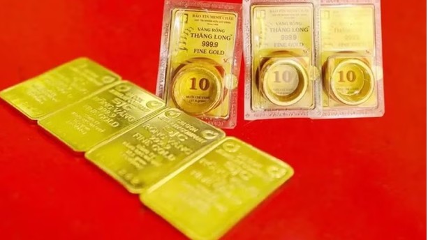 Giá vàng ngày 14/5: Đồng loạt giảm cả trong nước và thế giới