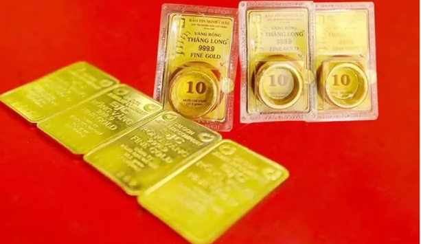 Giá vàng ngày 14/5: Đồng loạt giảm cả trong nước và thế giới