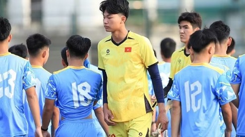Thủ môn Việt Kiều bất ngờ bị loại khỏi U19 Việt Nam