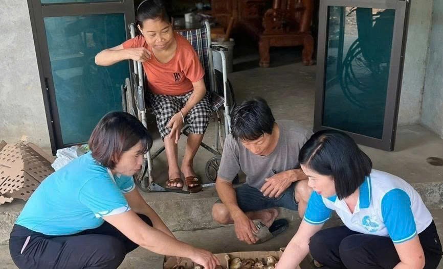 Lào Cai: Trao sinh kế, mở hướng thoát nghèo cho phụ nữ xã Mậu A