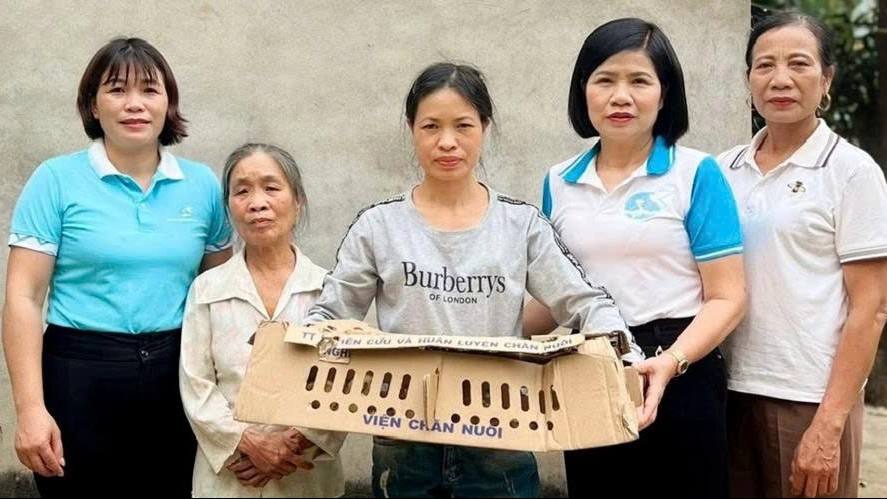 Lào Cai: Trao sinh kế, mở hướng thoát nghèo cho phụ nữ xã Mậu A