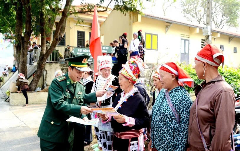 Lào Cai: Ấm tình quân dân nơi biên giới A Mú Sung