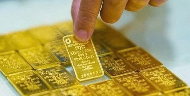 Giá vàng ngày 21/5: Tiếp tục lao dốc
