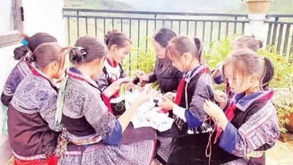 Lào Cai: Dế Xu Phình và hành trình giữ gìn, lan tỏa tình yêu văn hóa dân tộc