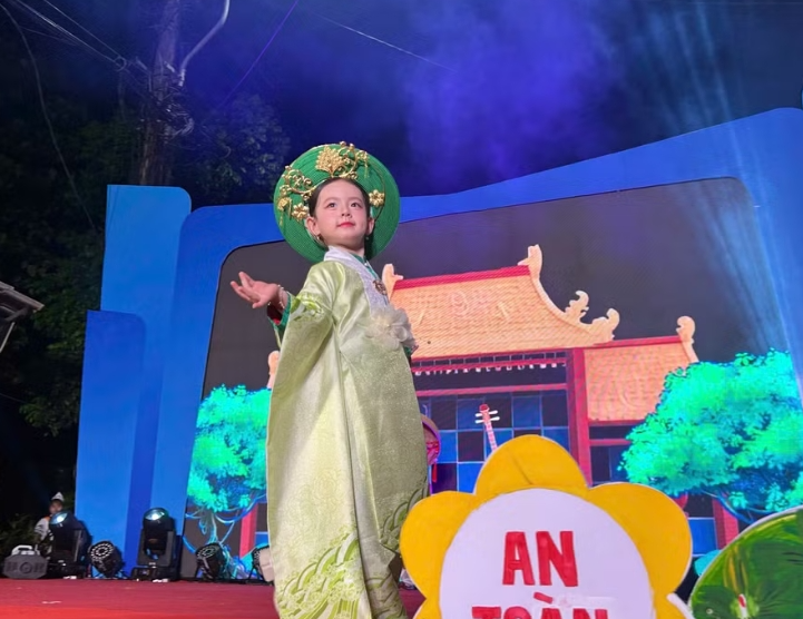 Huế thử nghiệm phố đi bộ