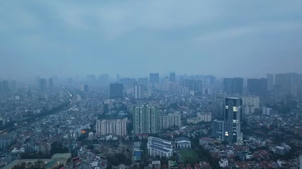 Cảnh báo đỏ ở bầu trời đô thị
