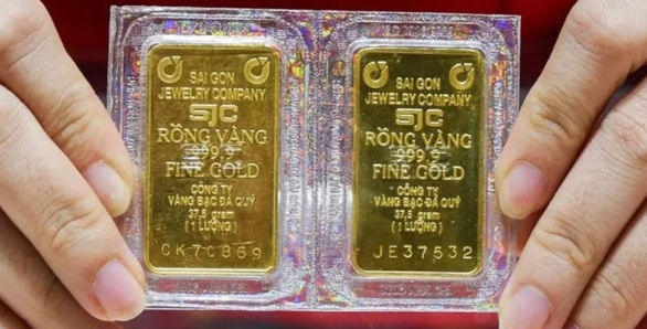 Giá vàng ngày 5/6: Trong nước và thế giới đảo chiều