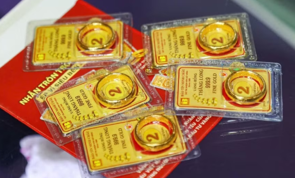 Giá vàng ngày 9/6: Lao dốc thẳng đứng, giảm hơn 7 triệu đồng/lượng Giá vàng ngày 9/6: Lao dốc thẳng đứng, giảm hơn 7 triệu đồng/lượng
