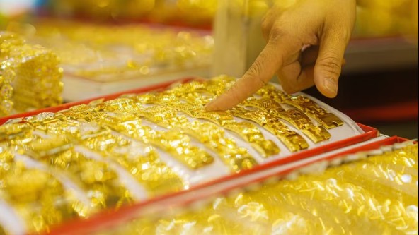 Giá vàng ngày 11/6: Tiếp tục giảm mạnh