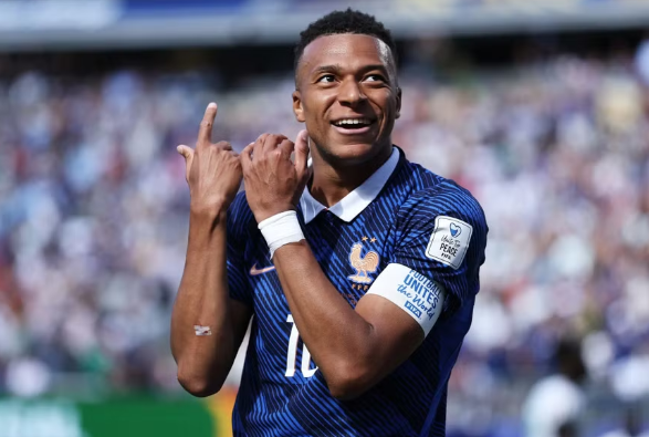 Mbappe lập kỷ lục, Pháp đại thắng Senegal
