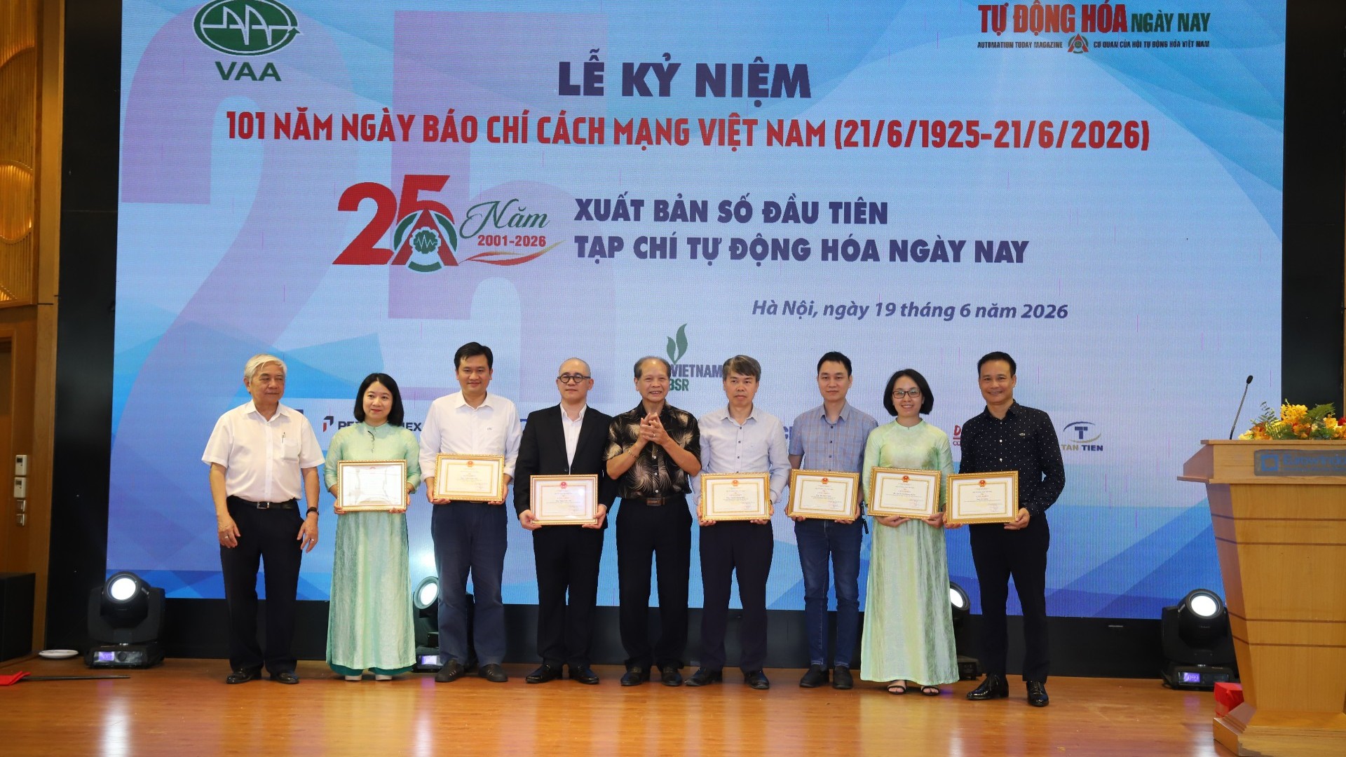Tạp chí Tự động hóa Ngày nay kỷ niệm 25 năm xuất bản số đầu tiên