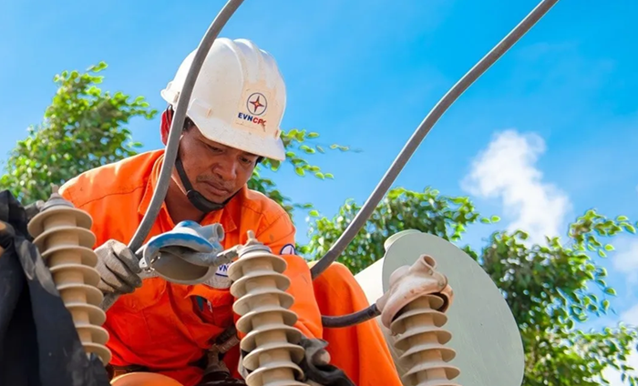 Hạn chế sử dụng đồng thời nhiều thiết bị điện trong giờ cao điểm
