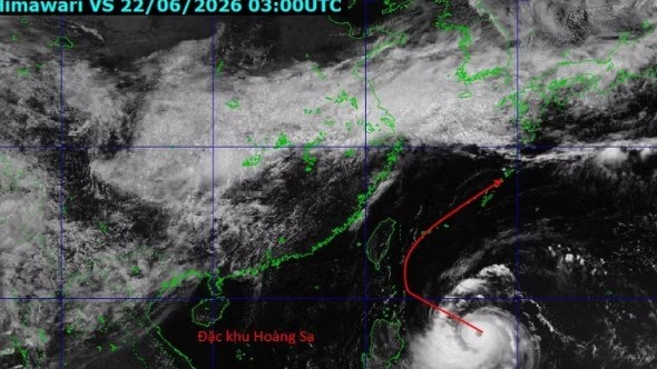 Bão MEKHALA đang tiếp tục mạnh thêm, hướng về vùng biển phía nam của Nhật Bản