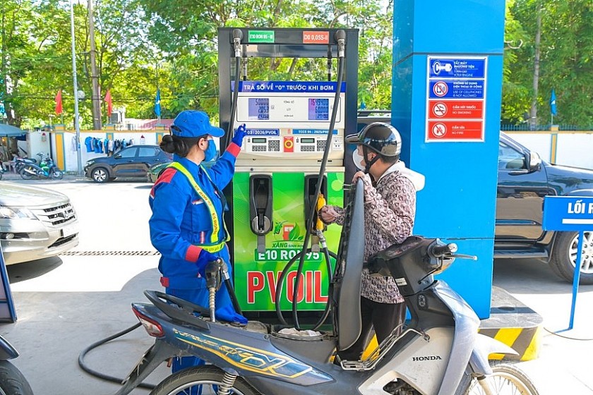 Xăng E10 tăng tốc phủ sóng toàn quốc: Thêm 6 doanh nghiệp tham gia pha chế, nguồn cung tiếp tục được củng cố
