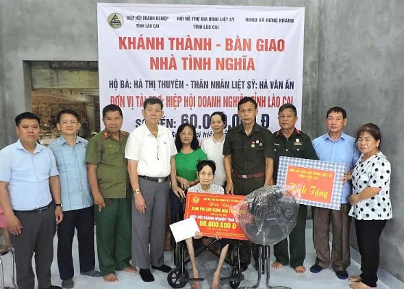 Lào Cai: Những mái nhà ấm áp nghĩa tình