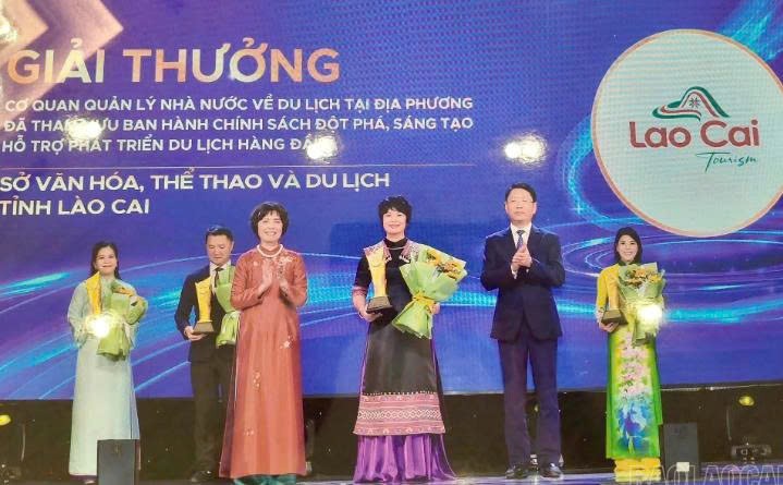 Lào Cai có 7 đơn vị, doanh nghiệp được trao giải thưởng về du lịch tại VITA Awards 2026