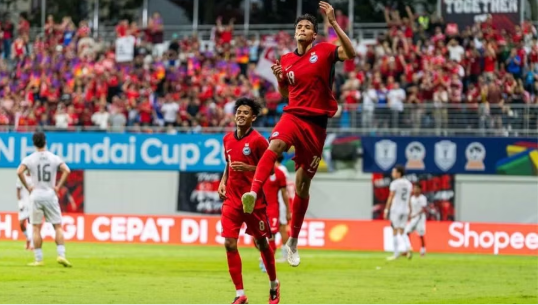 Indonesia thắng đậm, Singapore chiếm đỉnh bảng ASEAN Cup 2026