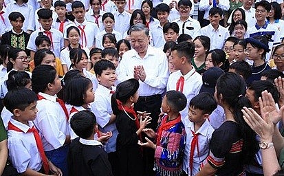 Phân bổ nguồn lực giáo dục trung học phổ thông hợp lý, hướng đến phát triển bền vững